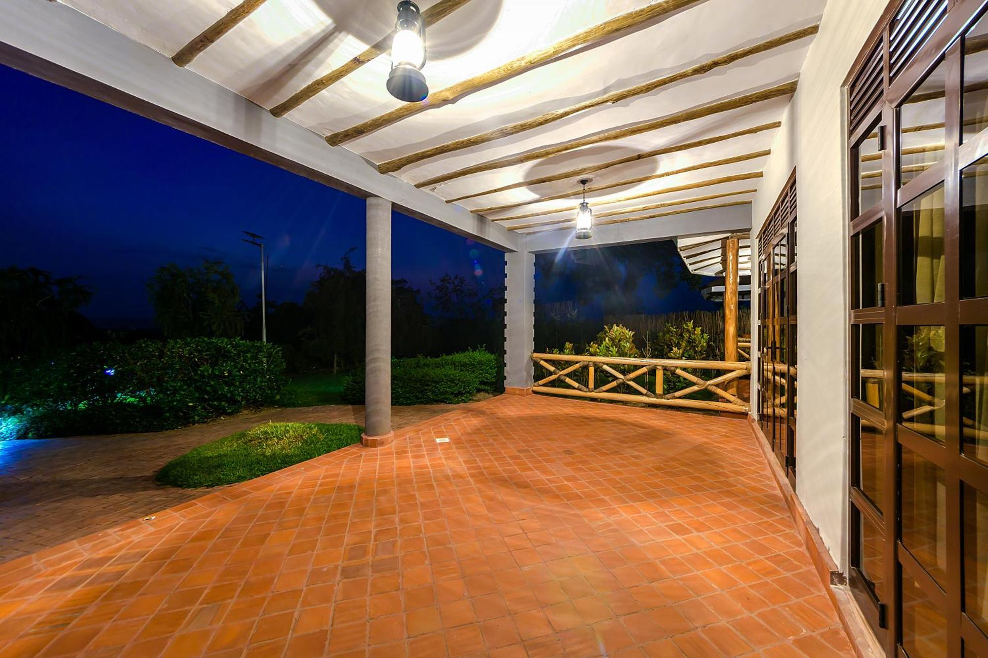 Emburara Farm Lodge Mbarara 外观 照片